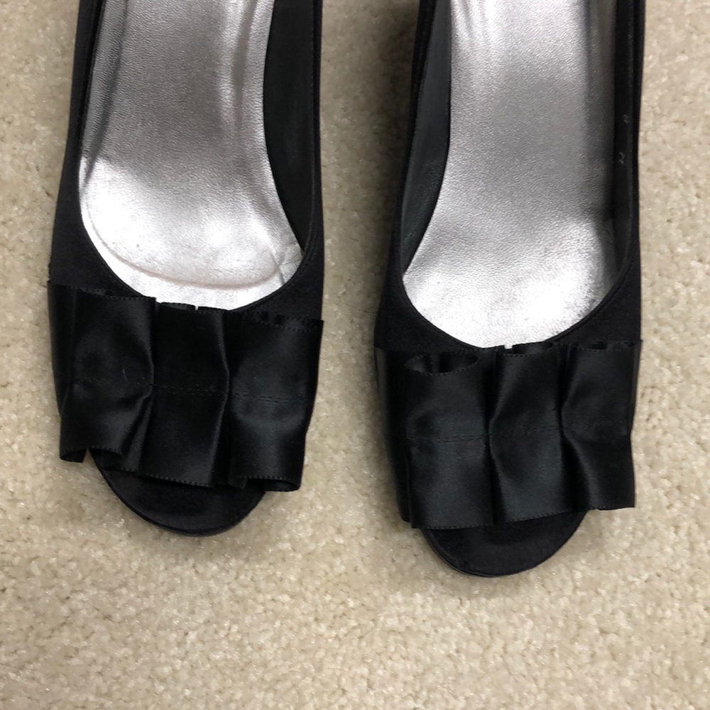 Stuart Weitzman Ruffle 8 Heel - image 2